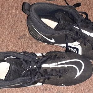 Nike Alpha size 10.5 men's cleats